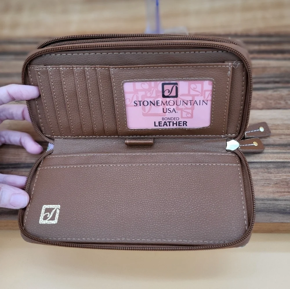 Stone Mountain Floral Butterfly Double Zip Wallet, 8×4.5×1.5, NWOT